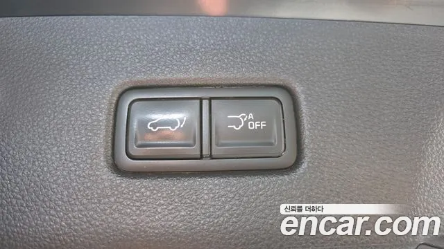 Kia Carnival Generation 4 — Фото автомобиля 27