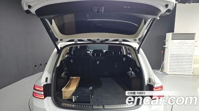 Genesis GV80 — Фото автомобиля 19