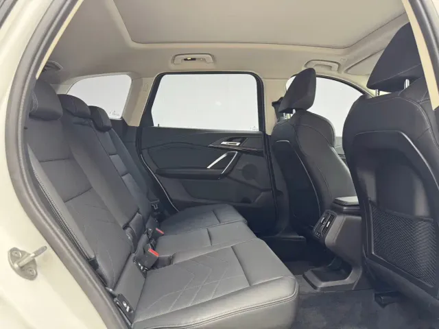 BMW X1 — Фото автомобиля 8