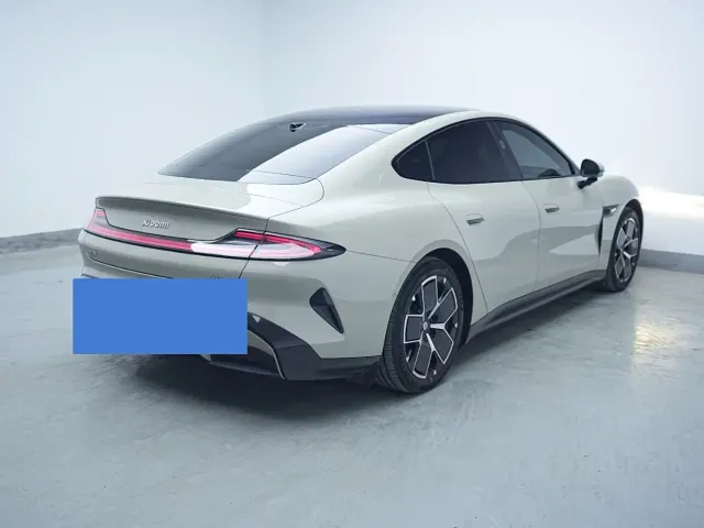 Xiaomi SU7 — Фото автомобиля 7