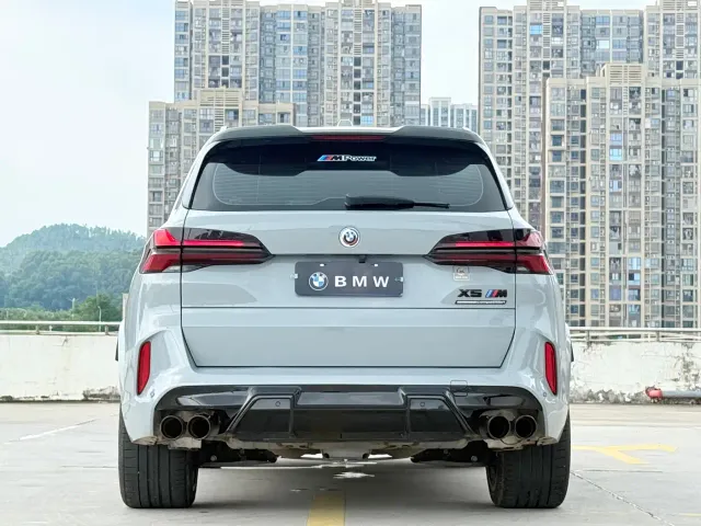 BMW X5 M — Фото автомобиля 11