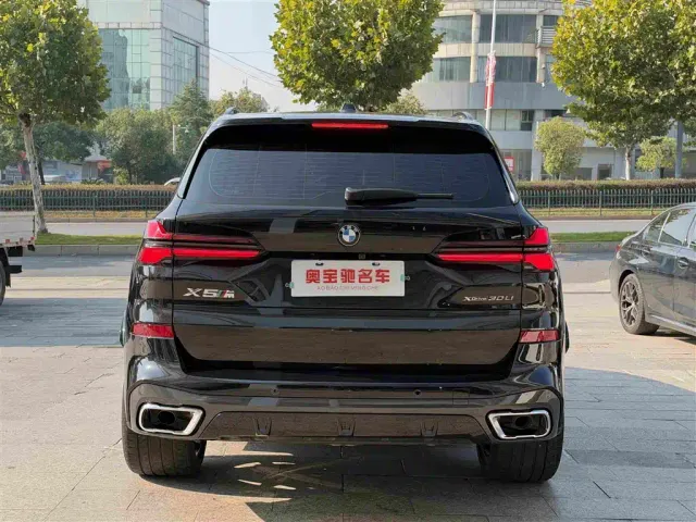 BMW X5 — Фото автомобиля 15