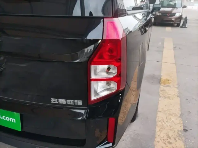Wuling Zhengcheng — Фото автомобиля 7