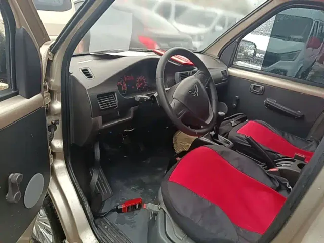 Wuling Rongguang — Фото автомобиля 15