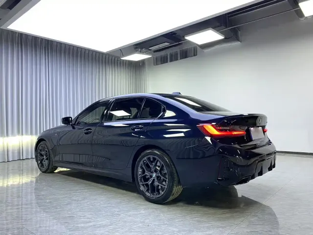 BMW 3 Series — Фото автомобиля 9
