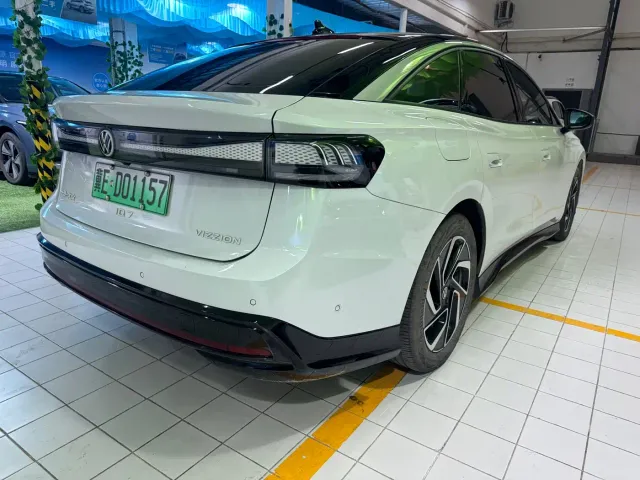 Volkswagen ID.7 Vizzion — Фото автомобиля 4