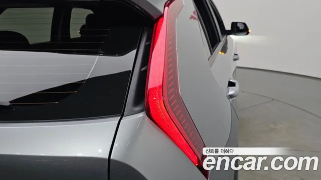 Kia Niro The All New Niro — Фото автомобиля 7
