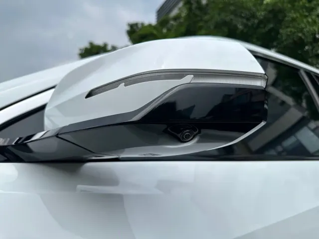 Geely Boyue L — Фото автомобиля 21