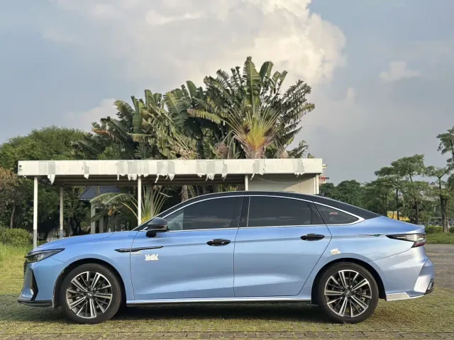 Chery Arrizo 8 — Фото автомобиля 10