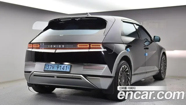 Hyundai Ioniq 5 — Фото автомобиля 2