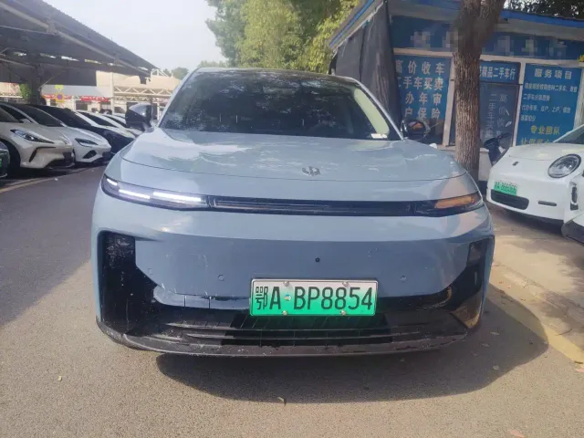 Leapmotor B10 — Фото автомобиля 2