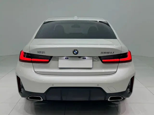 BMW 3 Series — Фото автомобиля 9