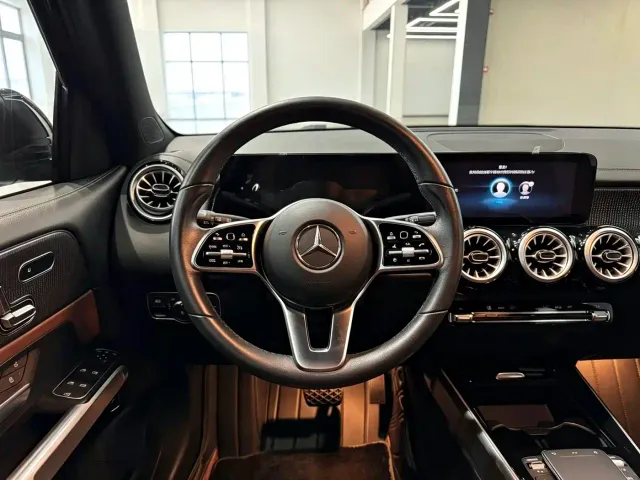 Mercedes-Benz GLB-Class — Фото автомобиля 12