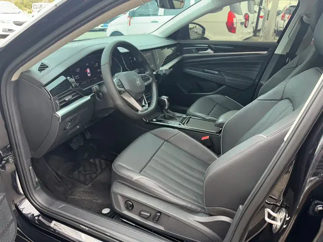 Volkswagen Passat — Фото автомобиля 4