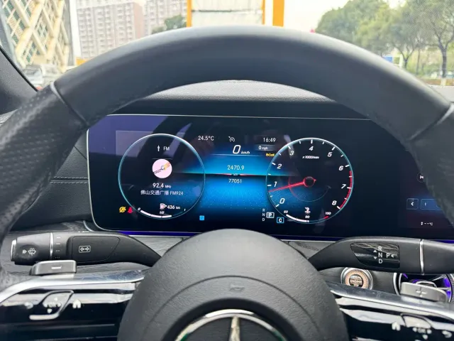 Mercedes-Benz E-Class — Фото автомобиля 13