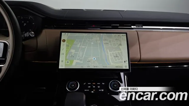 Land Rover Range Rover Sport — Фото автомобиля 14