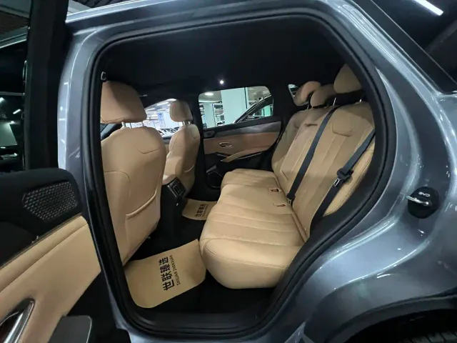 BYD Song L DM-i — Фото автомобиля 19