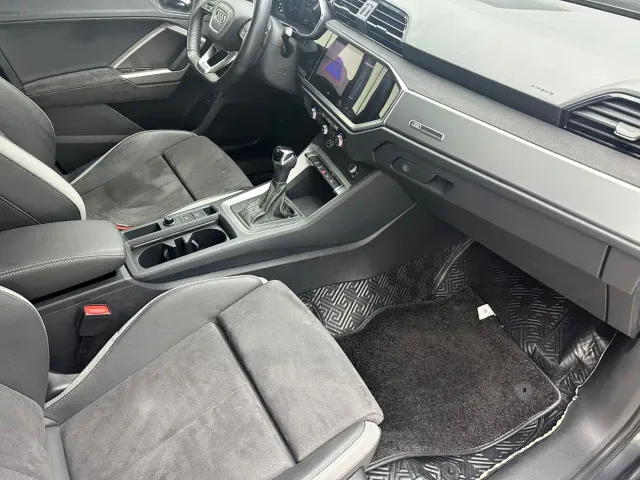Audi Q3 — Фото автомобиля 13