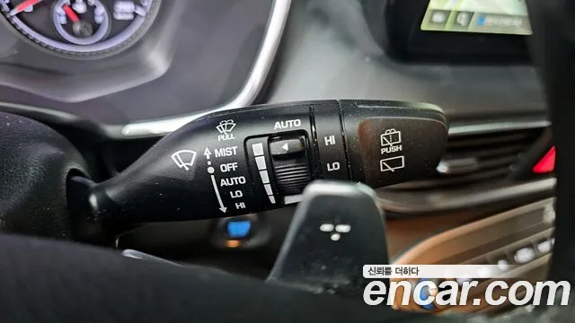 Hyundai Santafe Новый Santa Fe Дизель 2.2 2WD — Фото автомобиля 16
