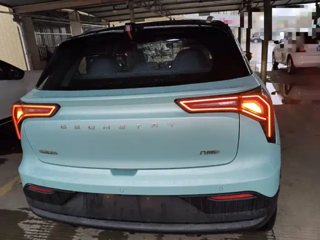 Geely Geometry E Firefly — Фото автомобиля 5