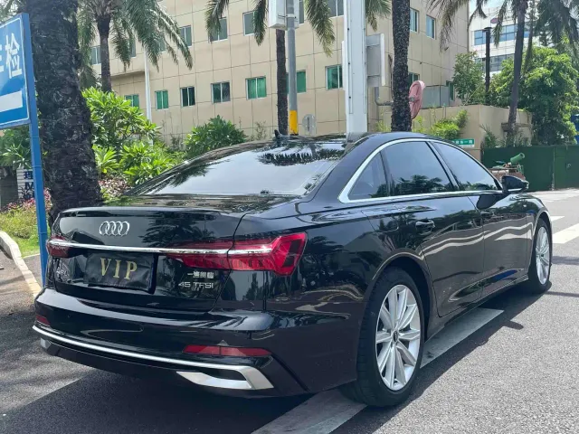 Audi A6L — Фото автомобиля 7