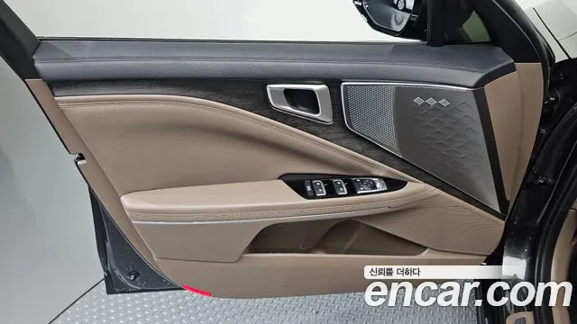 Kia K8 K8 Hybrid — Фото автомобиля 13
