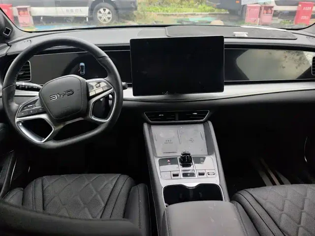 BYD Sealion 07 EV — Фото автомобиля 12