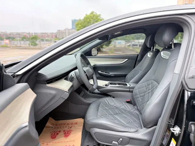 Changan Qiyuan A07 — Фото автомобиля 11