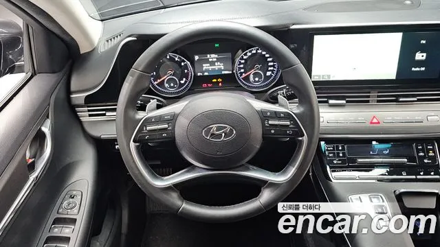 Hyundai Grandeur New — Фото автомобиля 13