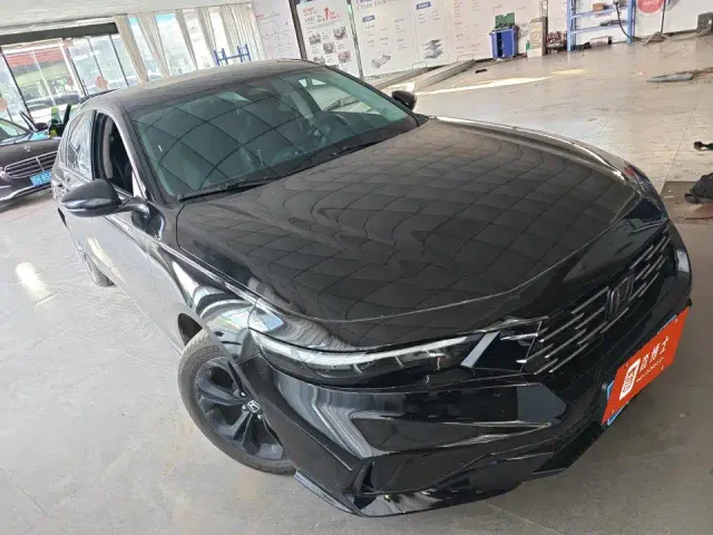 Honda Accord — Фото автомобиля 2