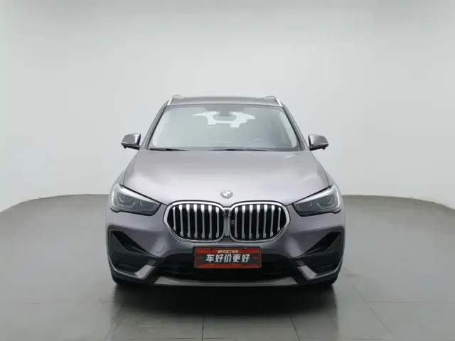 BMW X1 — Фото автомобиля 3