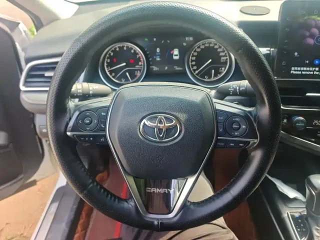 Toyota Camry — Фото автомобиля 15
