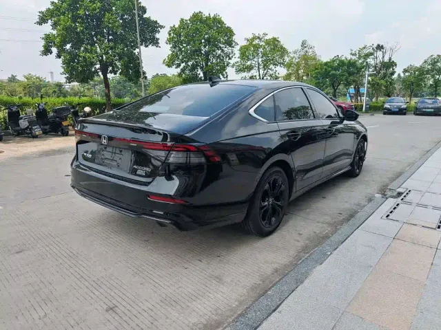 Honda Accord 2025 Sport Series 260TURBO Luxury Edition — Фото автомобиля 8