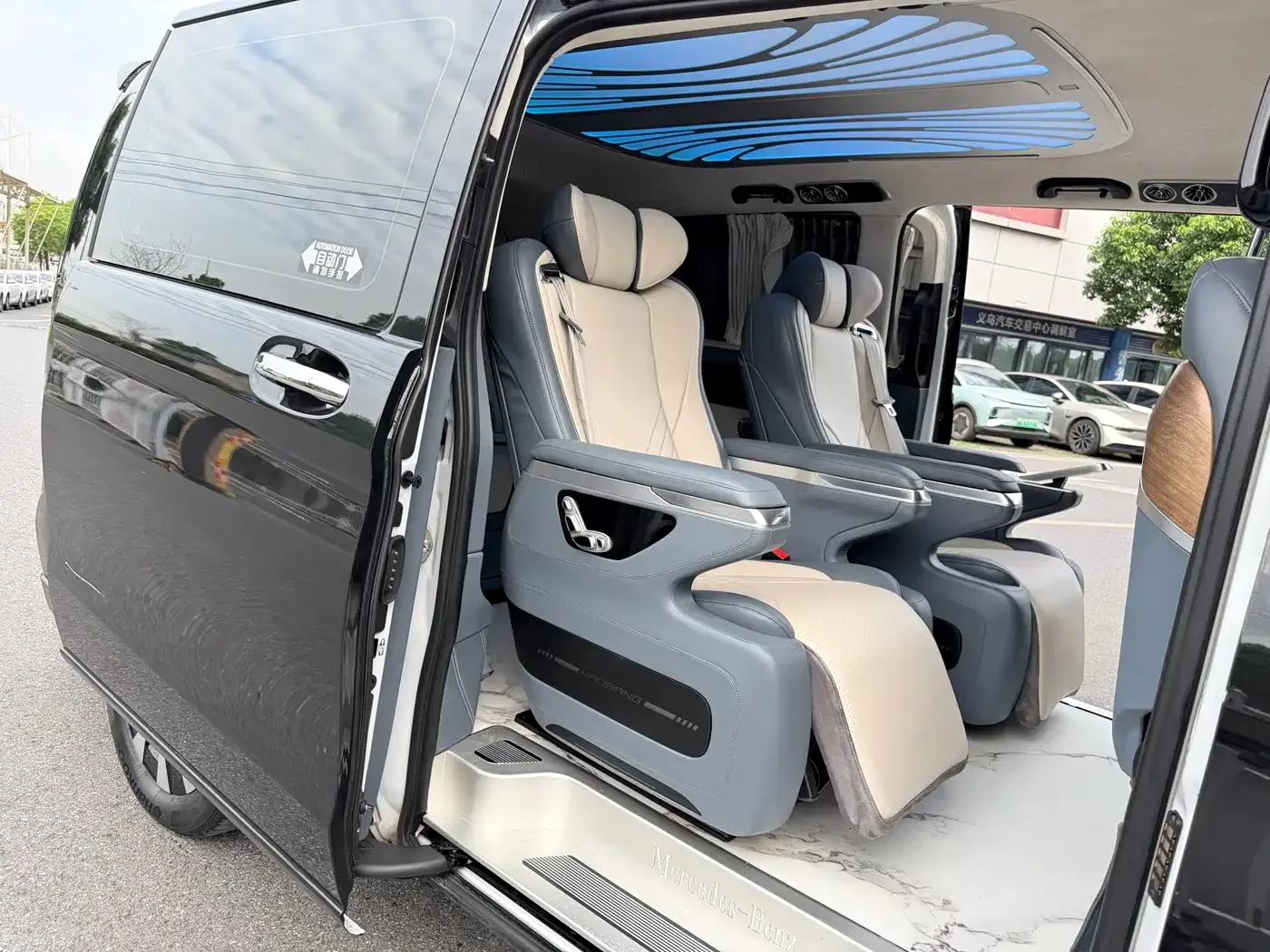 Mercedes-Benz Vito 2021 2.0T Business Edition 7-seater — Фото автомобиля 5