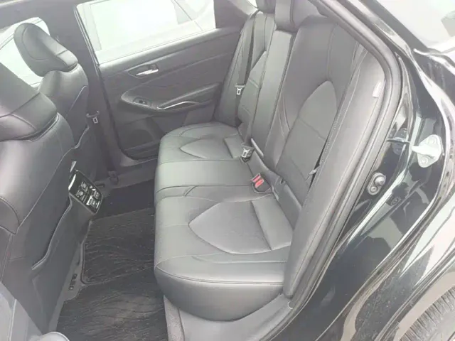Toyota Avalon — Фото автомобиля 16