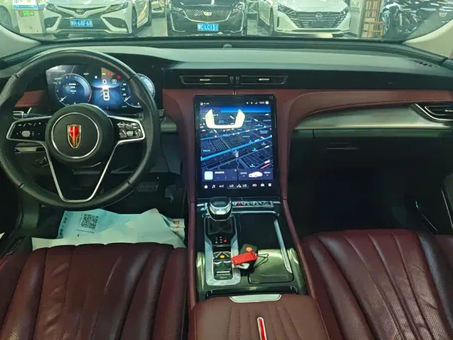 Hongqi H5 — Фото автомобиля 9