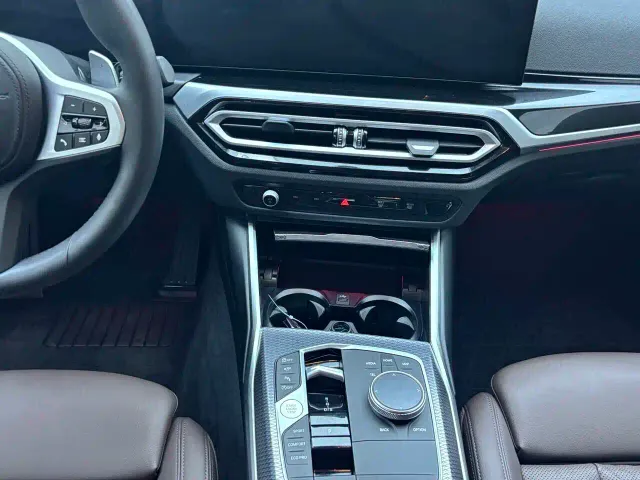 BMW 3 Series — Фото автомобиля 9