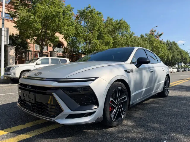 Фотография автомобиля — Hyundai Sonata