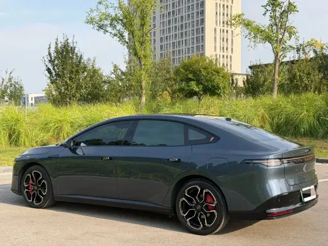 Nissan N7 — Фото автомобиля 11