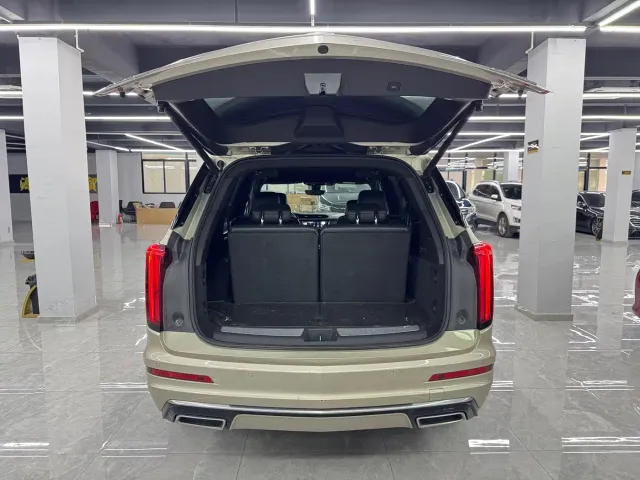 Cadillac XT6 — Фото автомобиля 5
