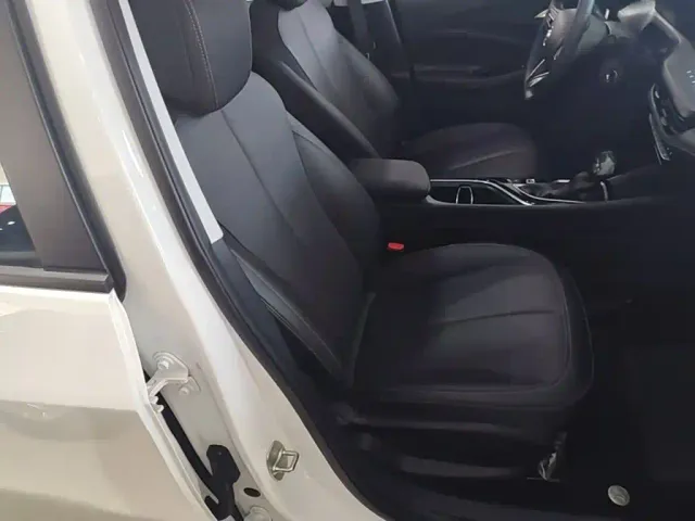 Buick Verano — Фото автомобиля 24