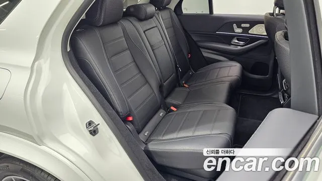 Mercedes-Benz GLE-Class — Фото автомобиля 10
