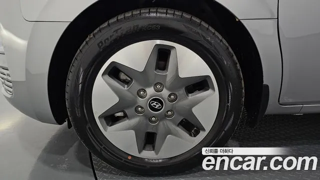 Hyundai Staria — Фото автомобиля 5