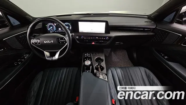 Kia K8 Hybrid — Фото автомобиля 7