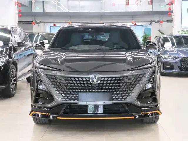 Changan UNI-T — Фото автомобиля 2