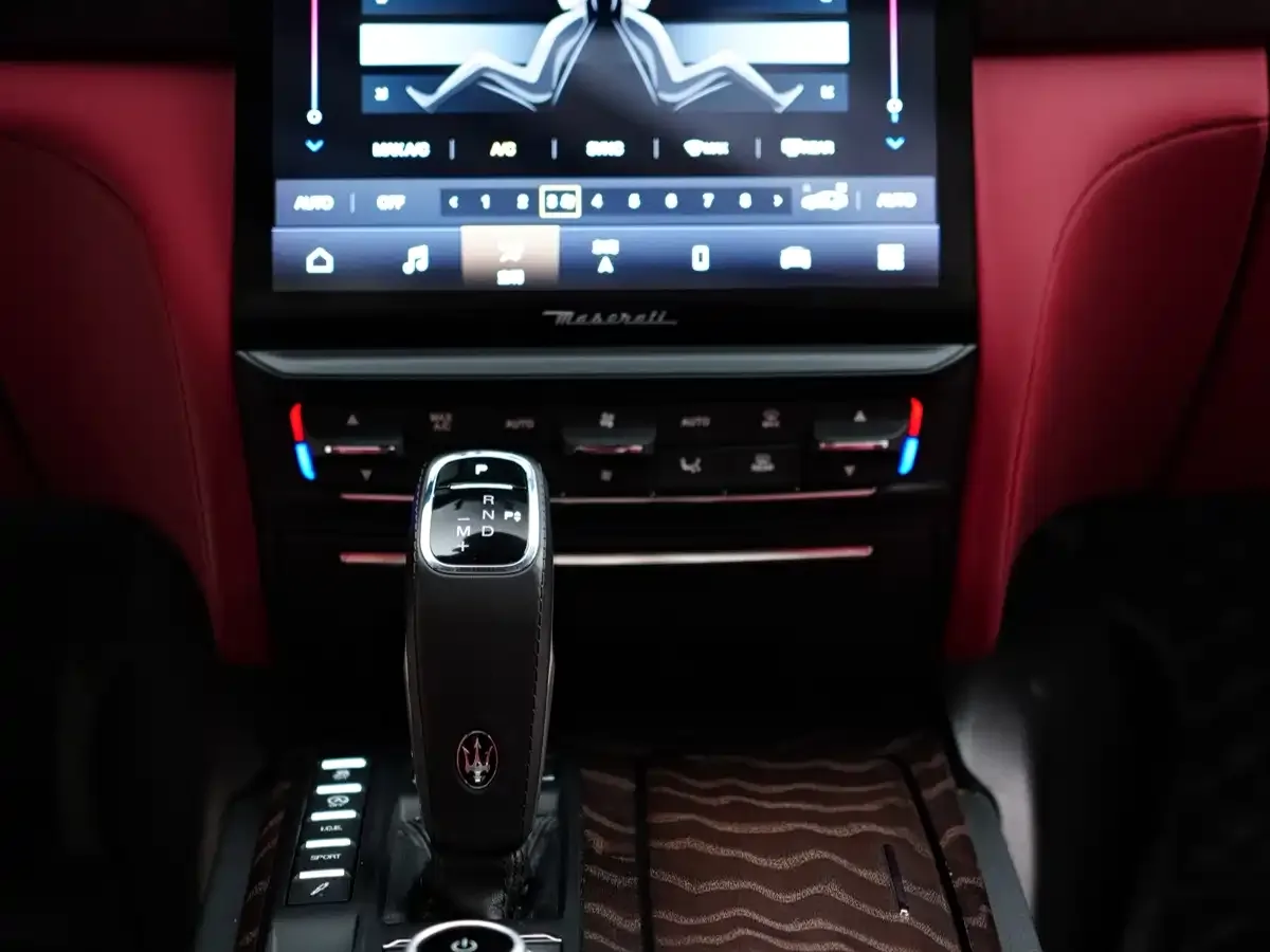 Maserati Quattroporte 2022 3.0T GT — Фото автомобиля 8