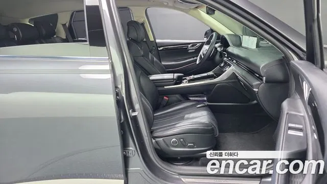 Genesis GV80 — Фото автомобиля 15
