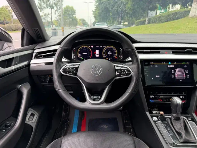 Volkswagen CC — Фото автомобиля 14