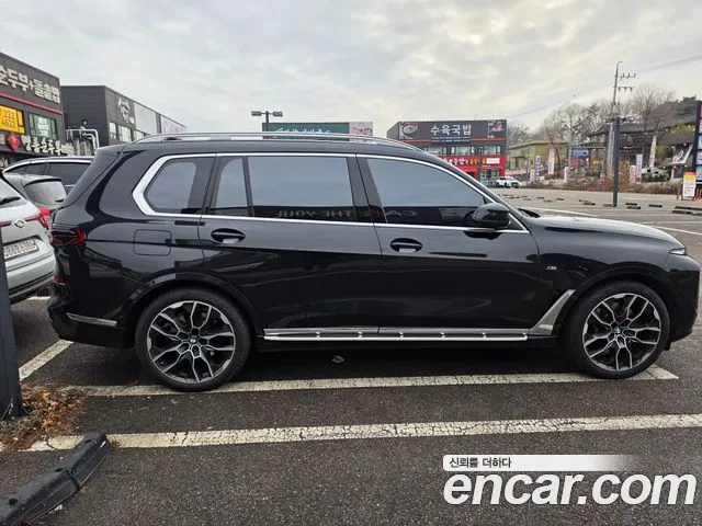 BMW X7 — Фото автомобиля 17