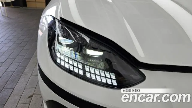 Hyundai Ioniq6 Long Range AWD — Фото автомобиля 16